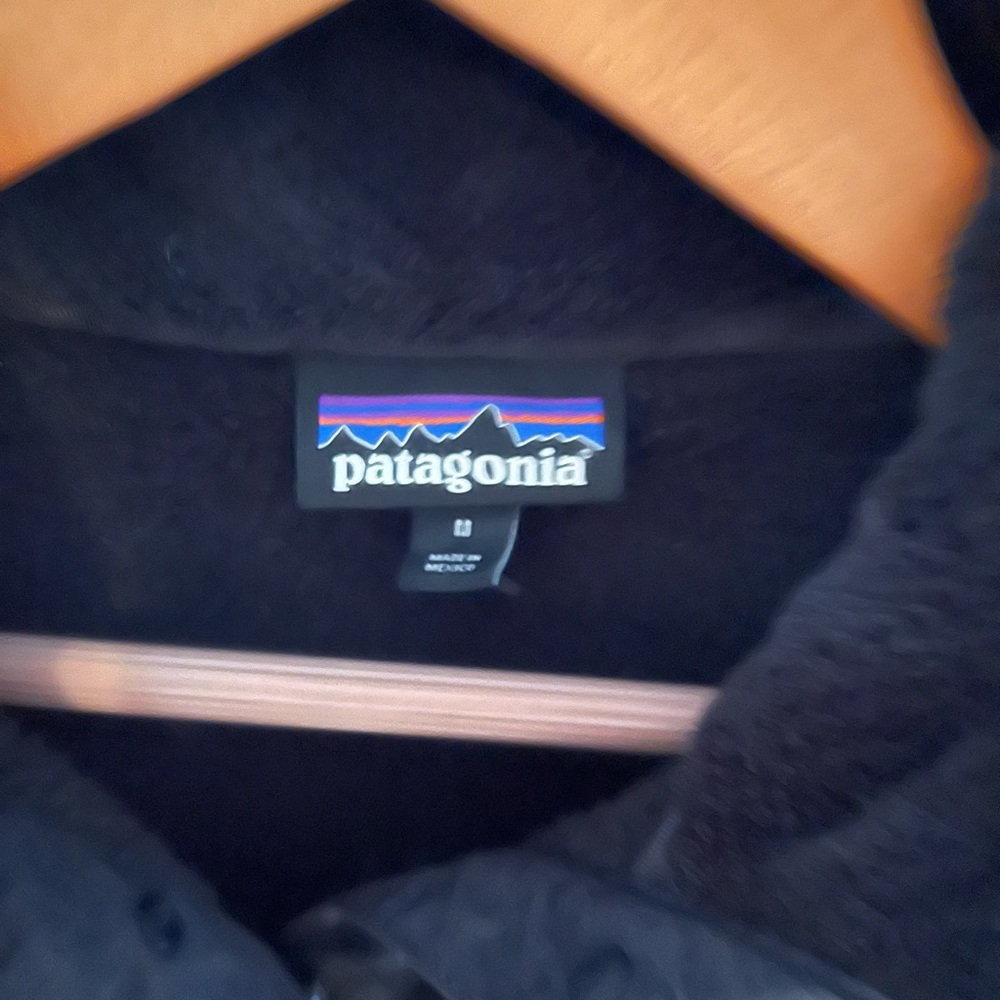 Patagonia Black fleece medium - Picture 2 of 2